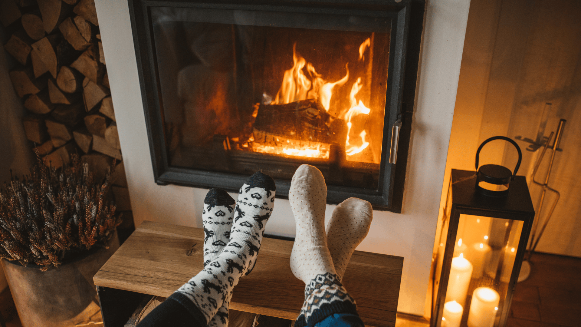 Fireplace Smoking Into the House? 7 Warning Signs (Atlanta Guide)